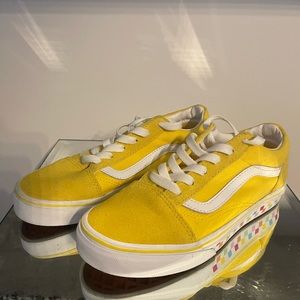 Vans Old Skool yellow suede. Size 3.